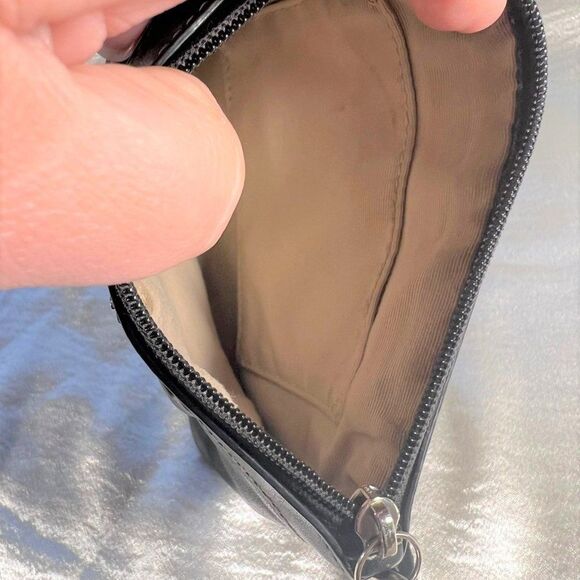 Coach Leather Wristlet - GUC - Picture 8 of 8